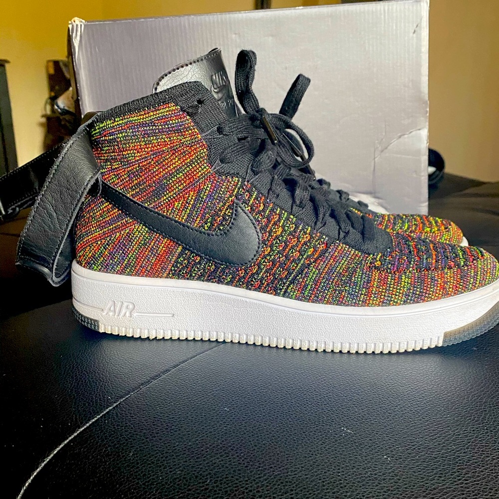 Nike Air Force 1 flyknit